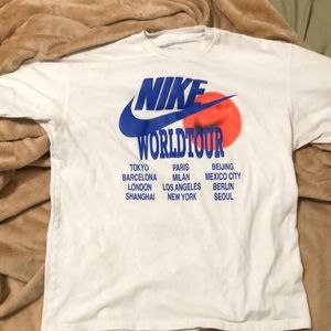 Nike Shirt ( Size Medium )